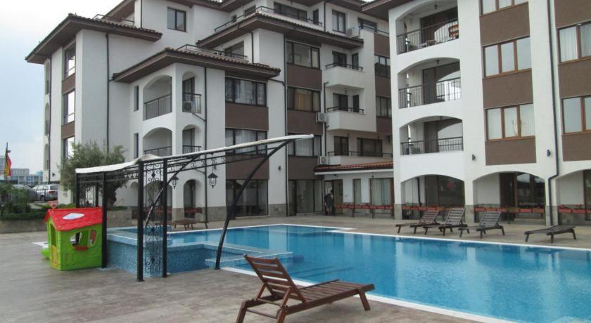 Sarafovo D&V Apartments ブルガス エクステリア 写真